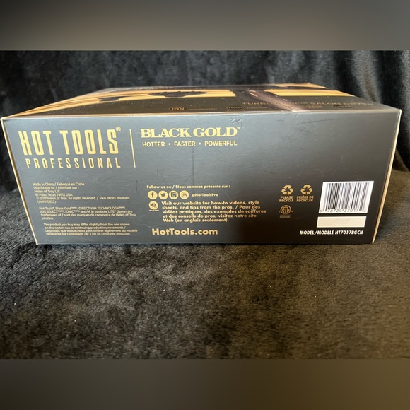 Professional hairdryer, black and gold. - Picture 2 of 3